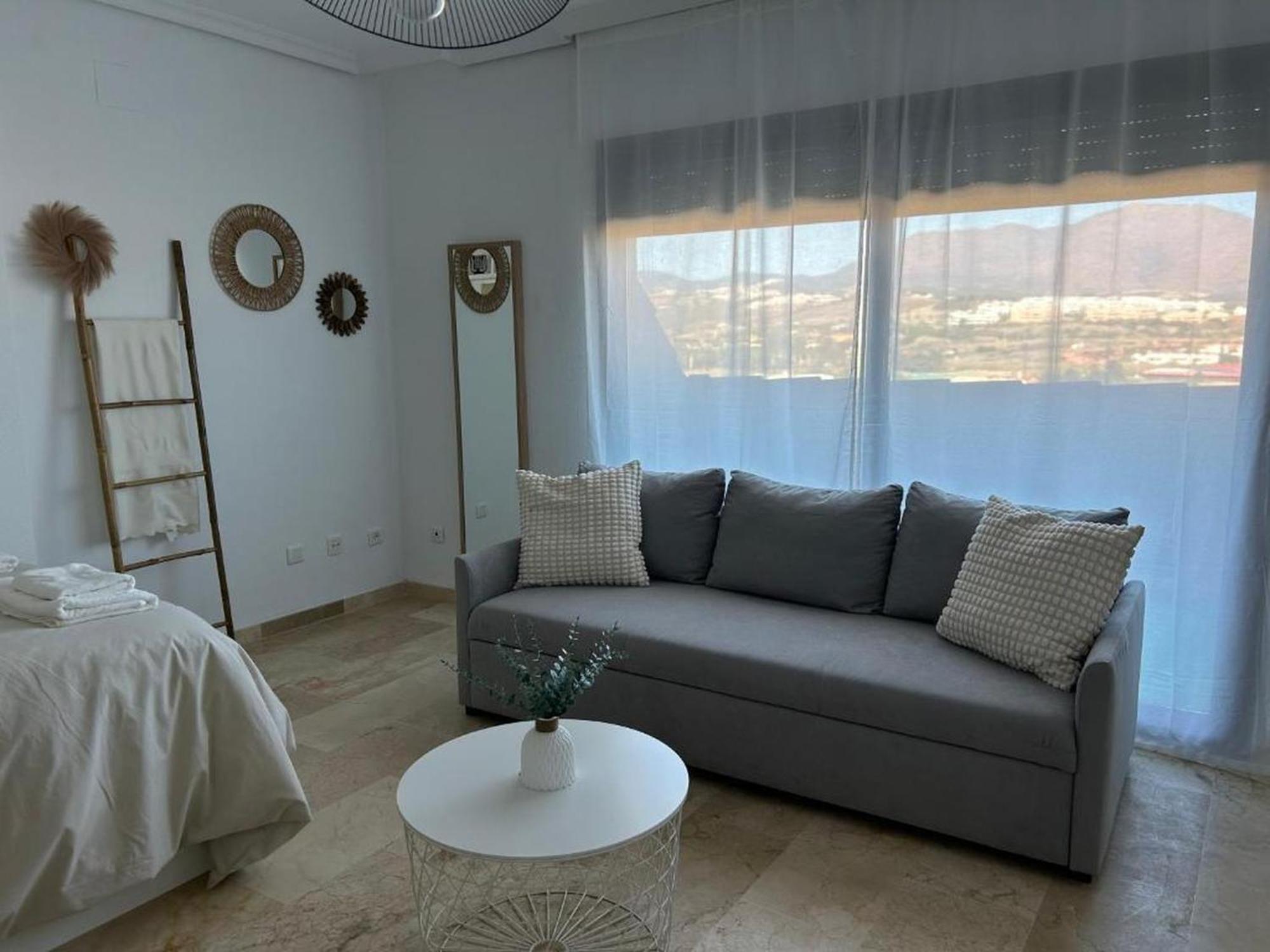 Estudio San Luis De Sabinillas Exteriér fotografie